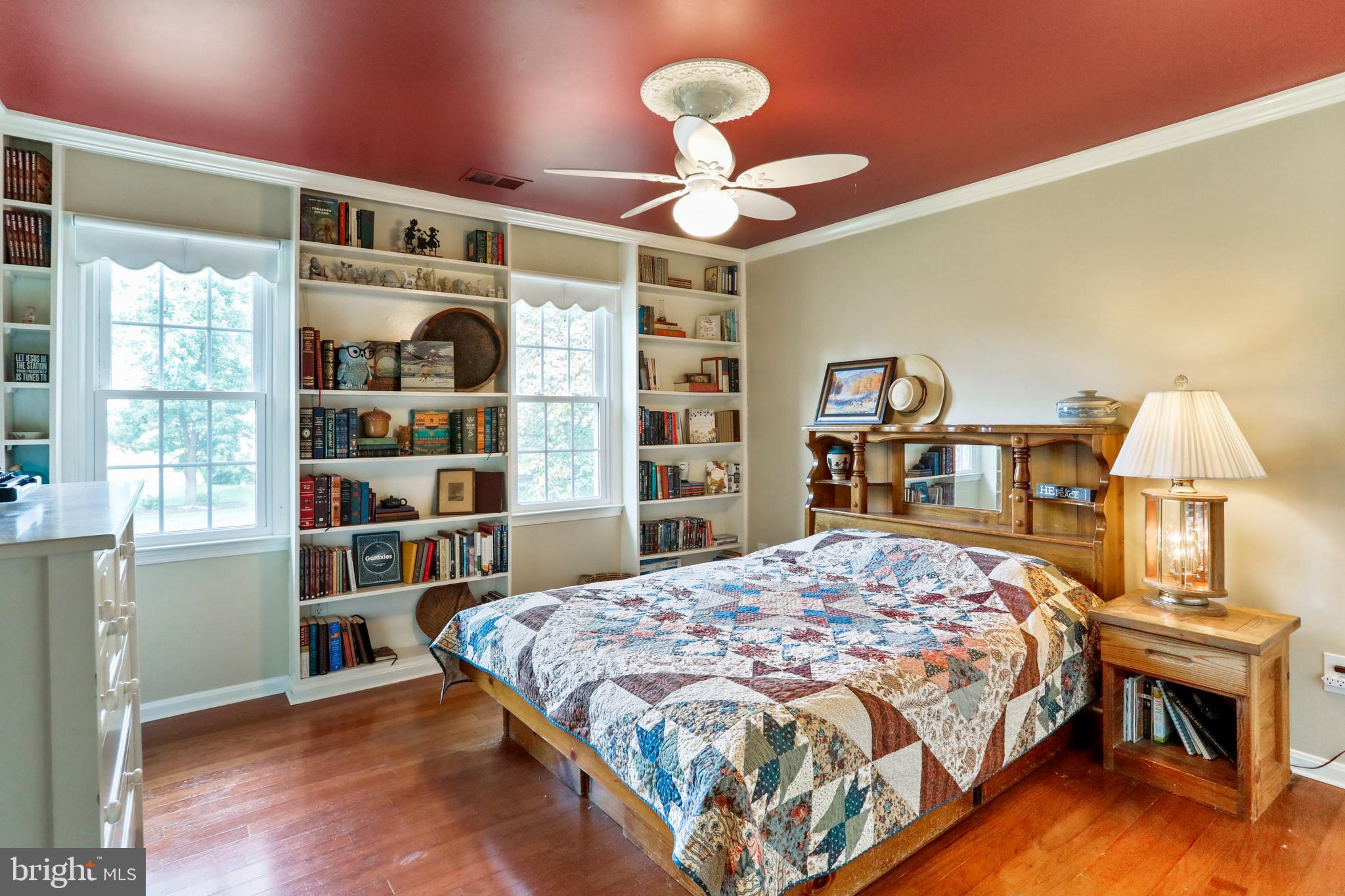34 Pomegranate Ct