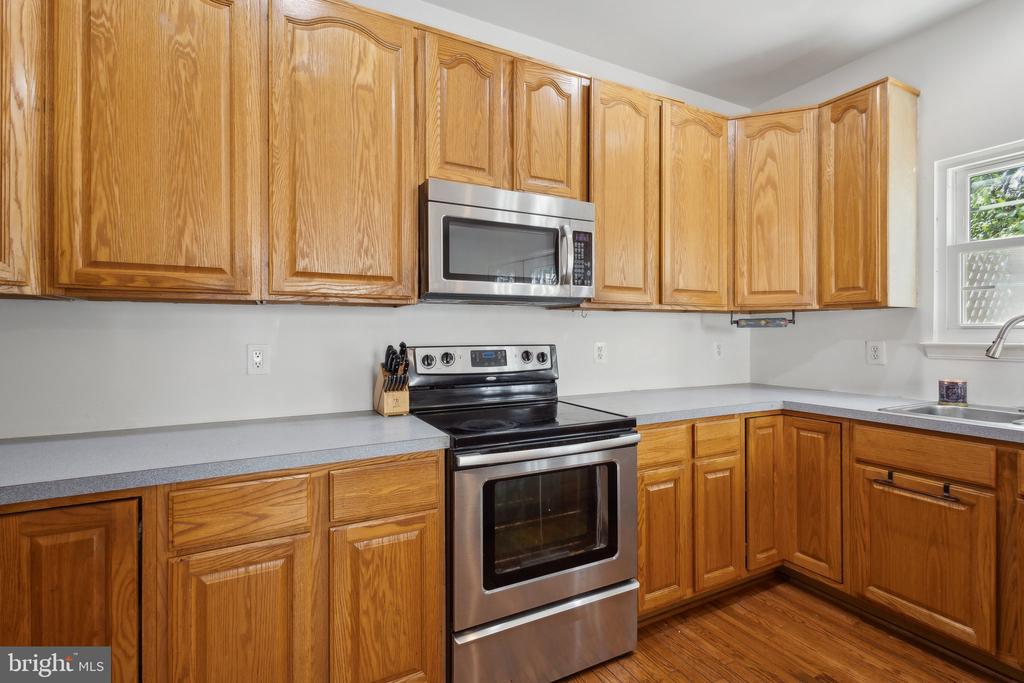 21720 Kings Crossing Ter