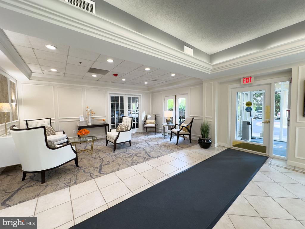 19385 Cypress Ridge Ter #1021