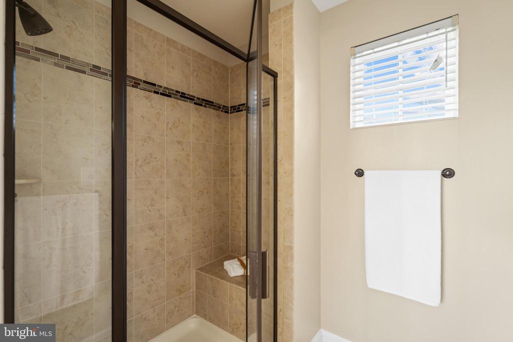 42534 Harvest Horn Way