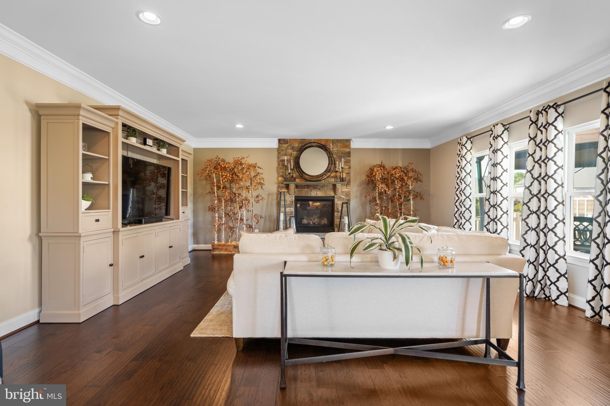 42534 Harvest Horn Way