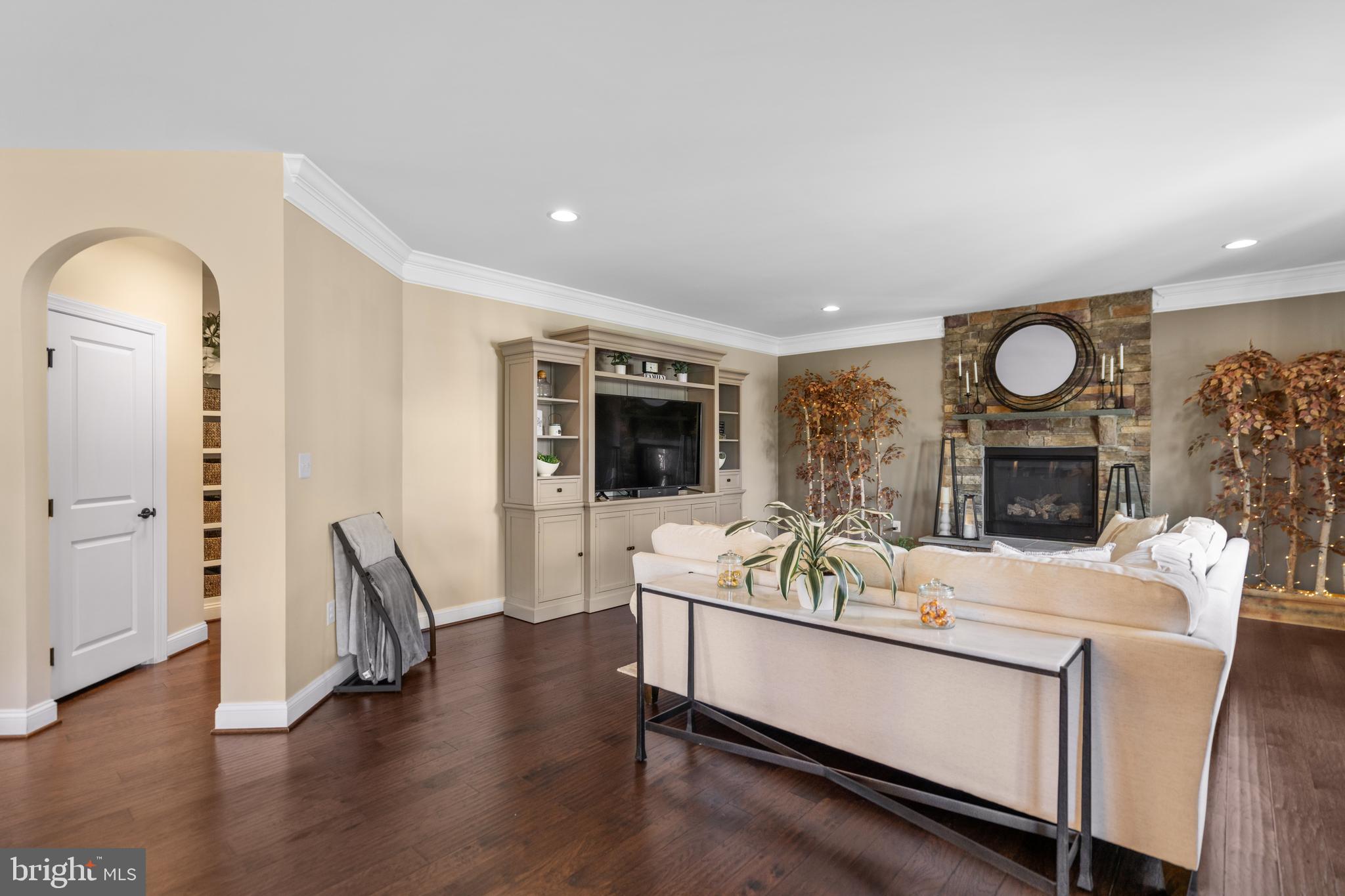 42534 Harvest Horn Way