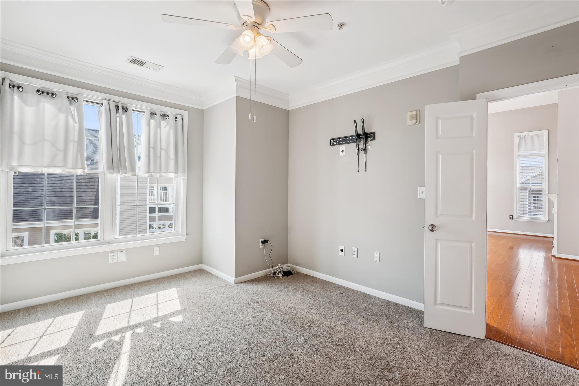 508 SUNSET VIEW TER SE #406