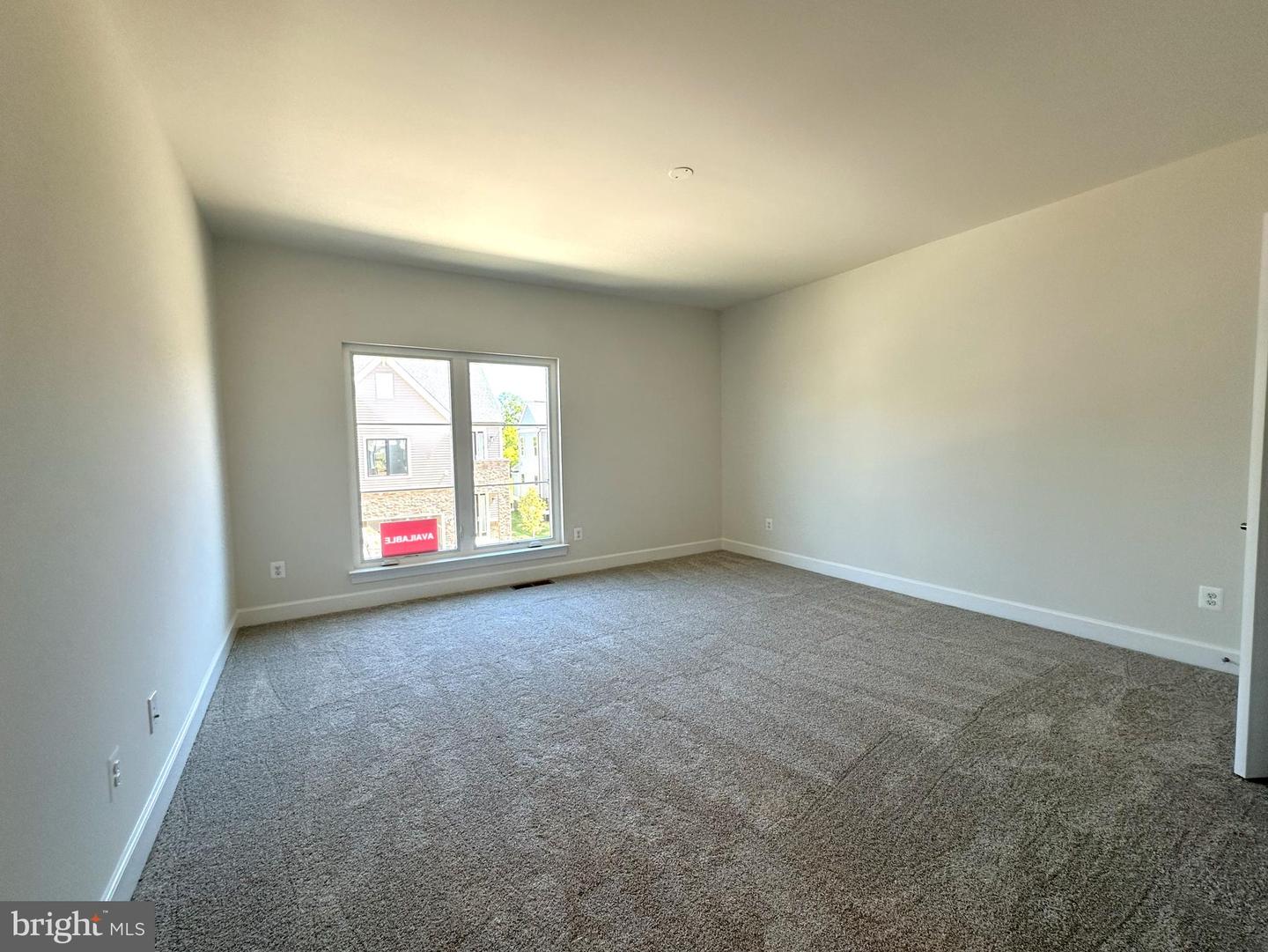 43212 Greeley Sq