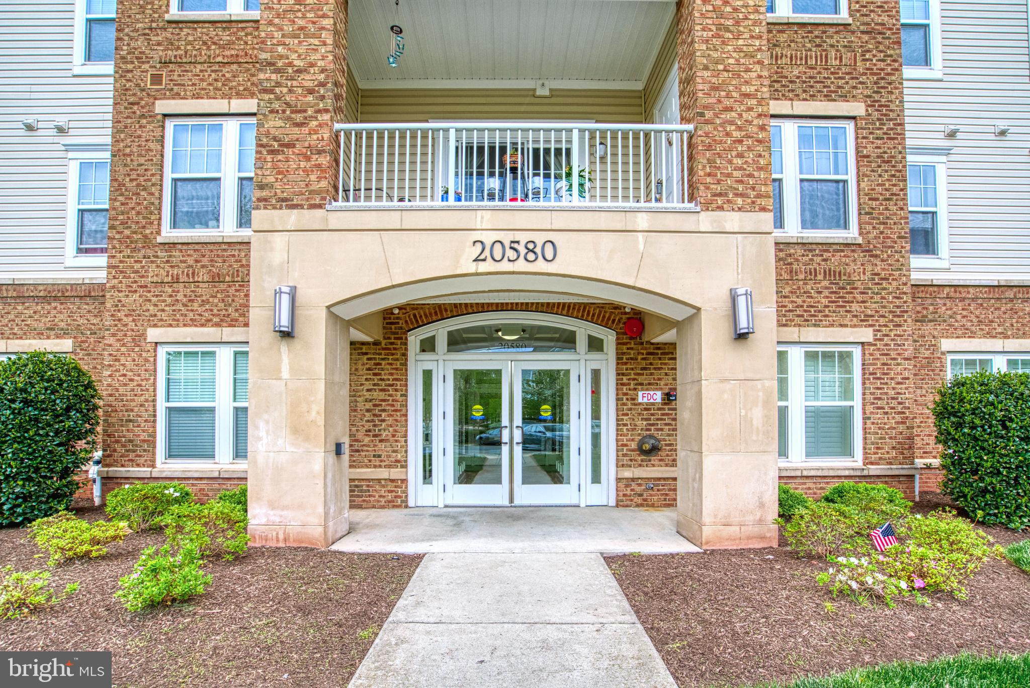20580 HOPE SPRING TER #101