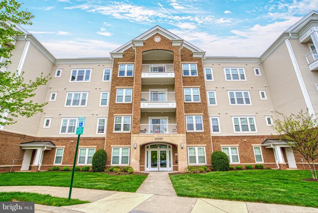 20580 HOPE SPRING TER #101