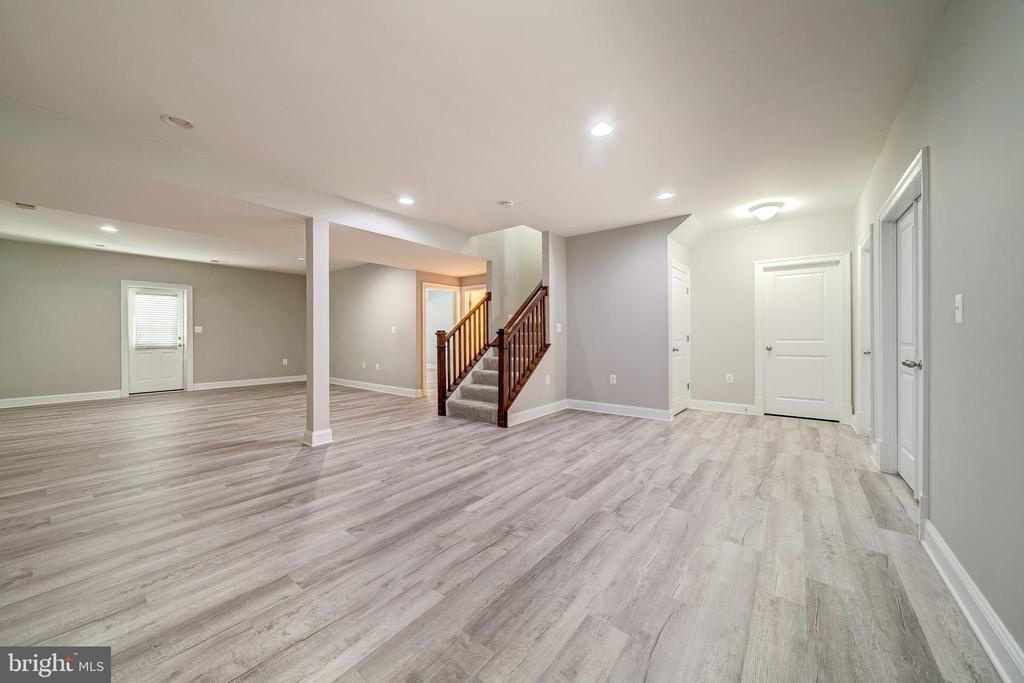 23700 Sweetbells Ct