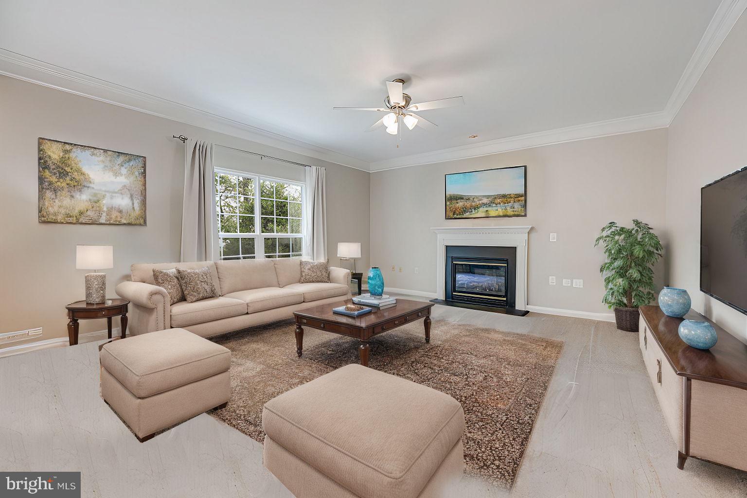 212 Mayfair Dr NE