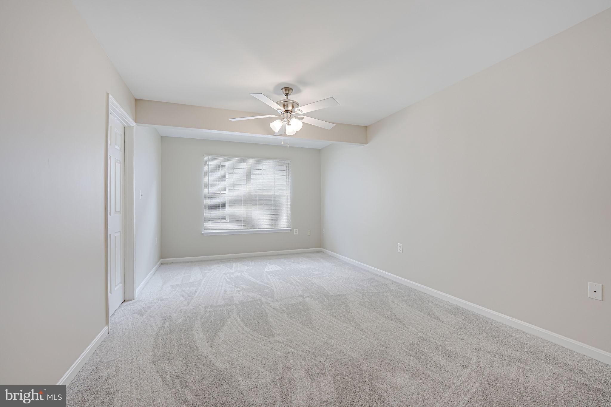 212 Mayfair Dr NE