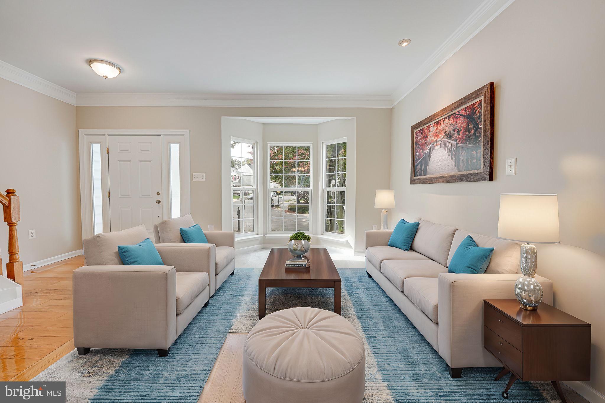 212 Mayfair Dr NE