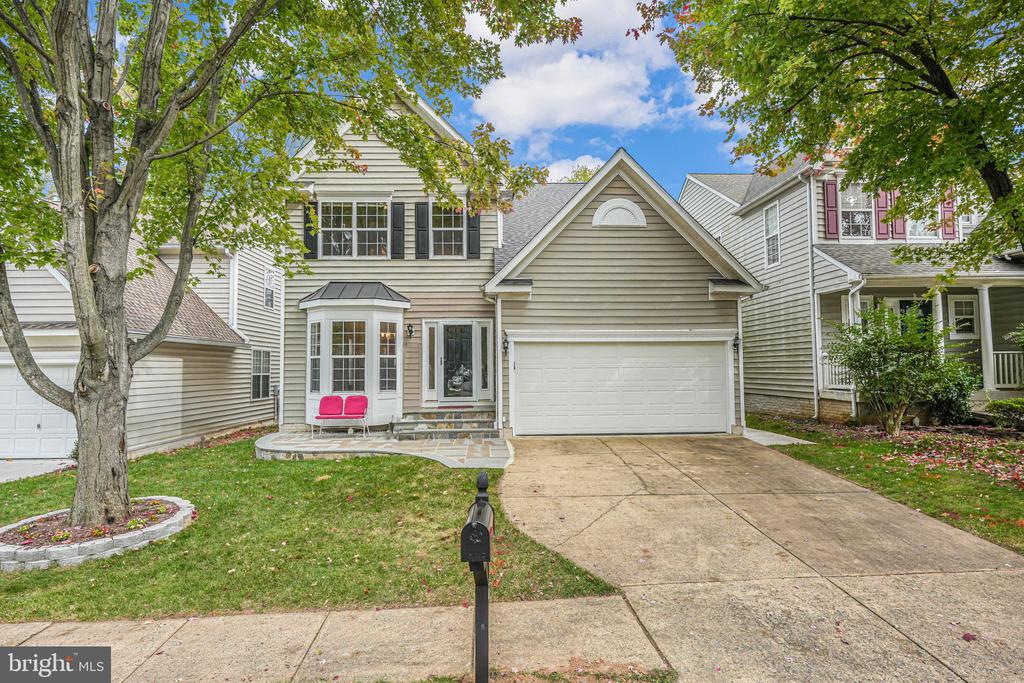 212 Mayfair Dr NE