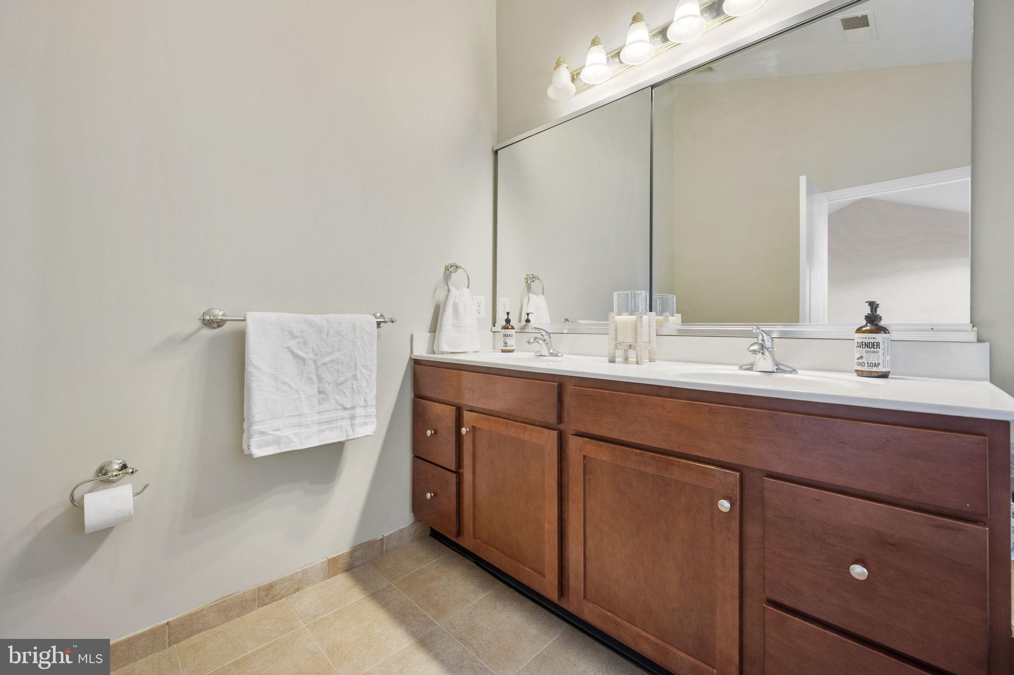 43214 Baltusrol Ter