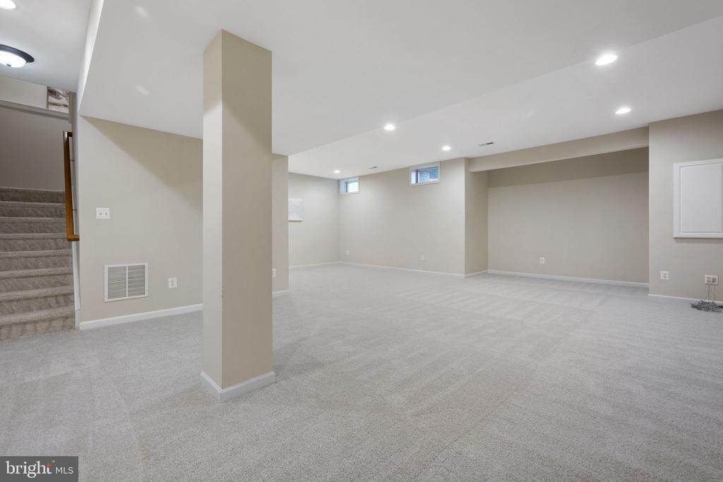 43214 Baltusrol Ter