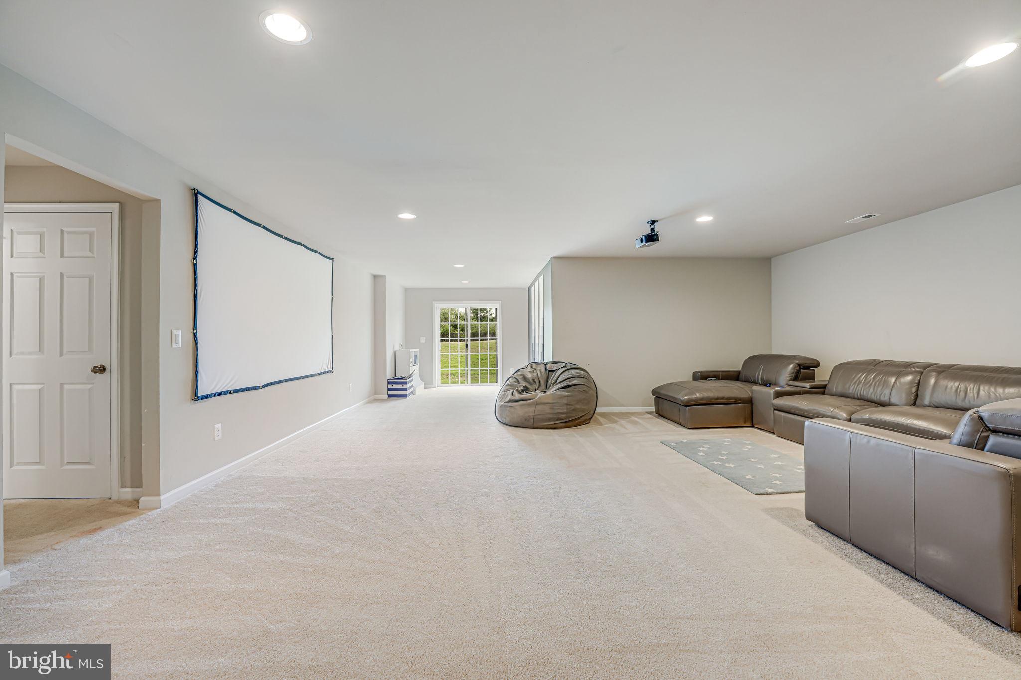 18152 Ridgewood Pl