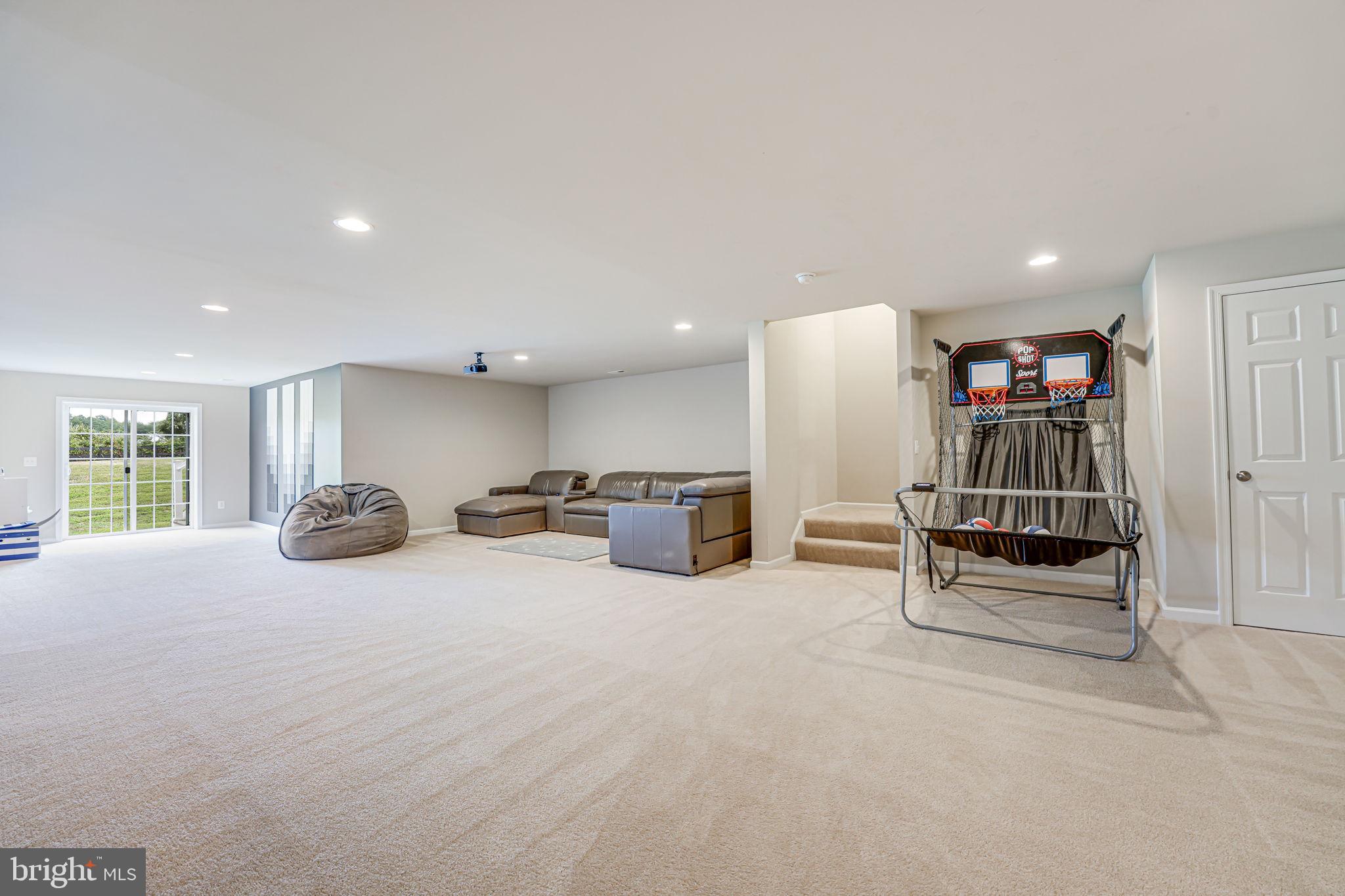 18152 Ridgewood Pl