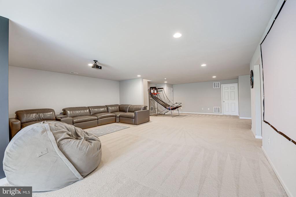 18152 Ridgewood Pl