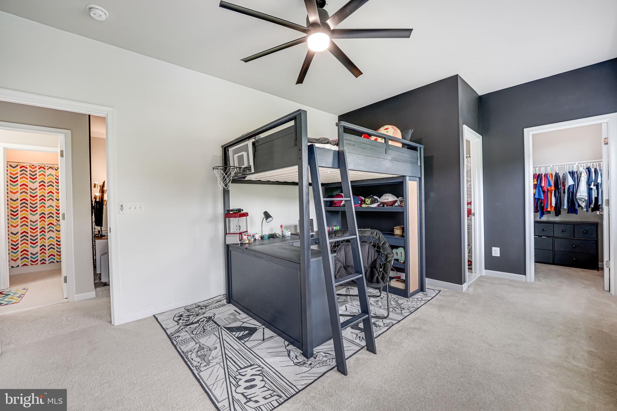 18152 Ridgewood Pl