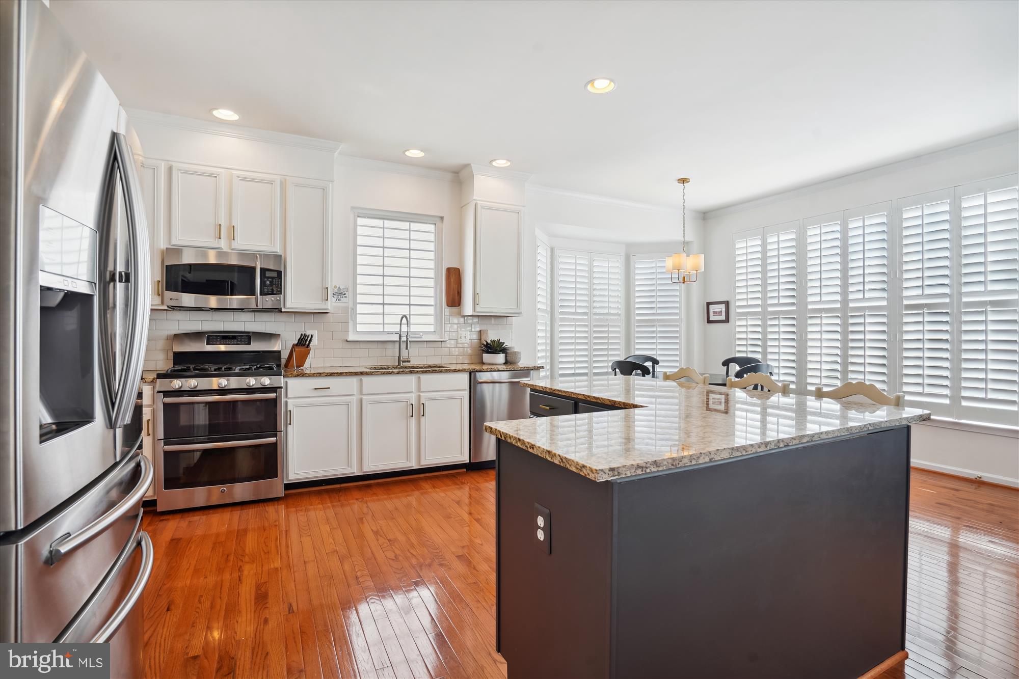 42599 PELICAN DRIVE