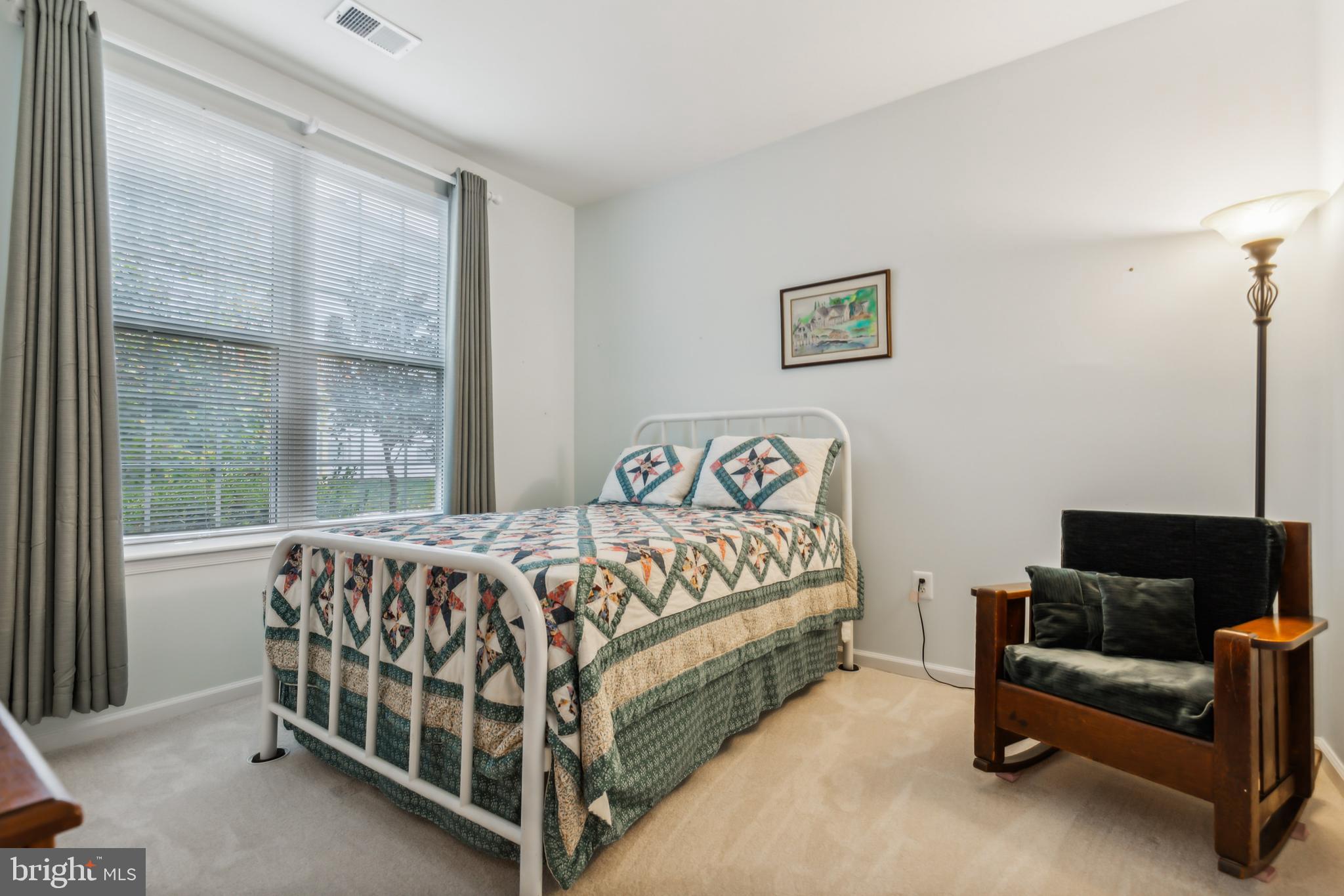 43227 Yorkville Ter