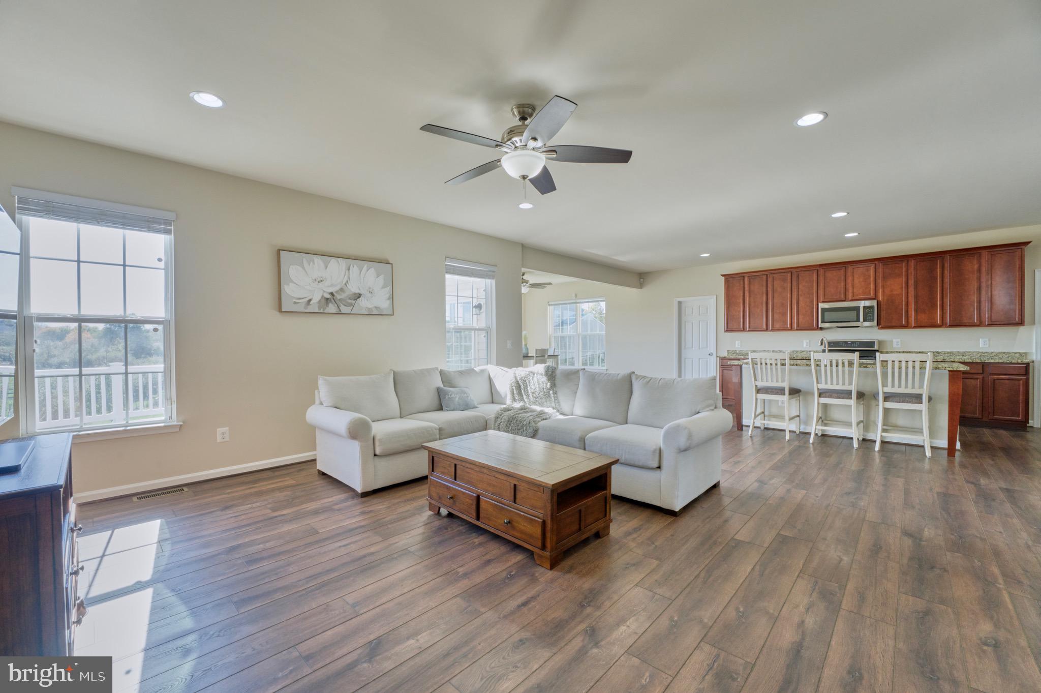 35825 Peninsula Ct
