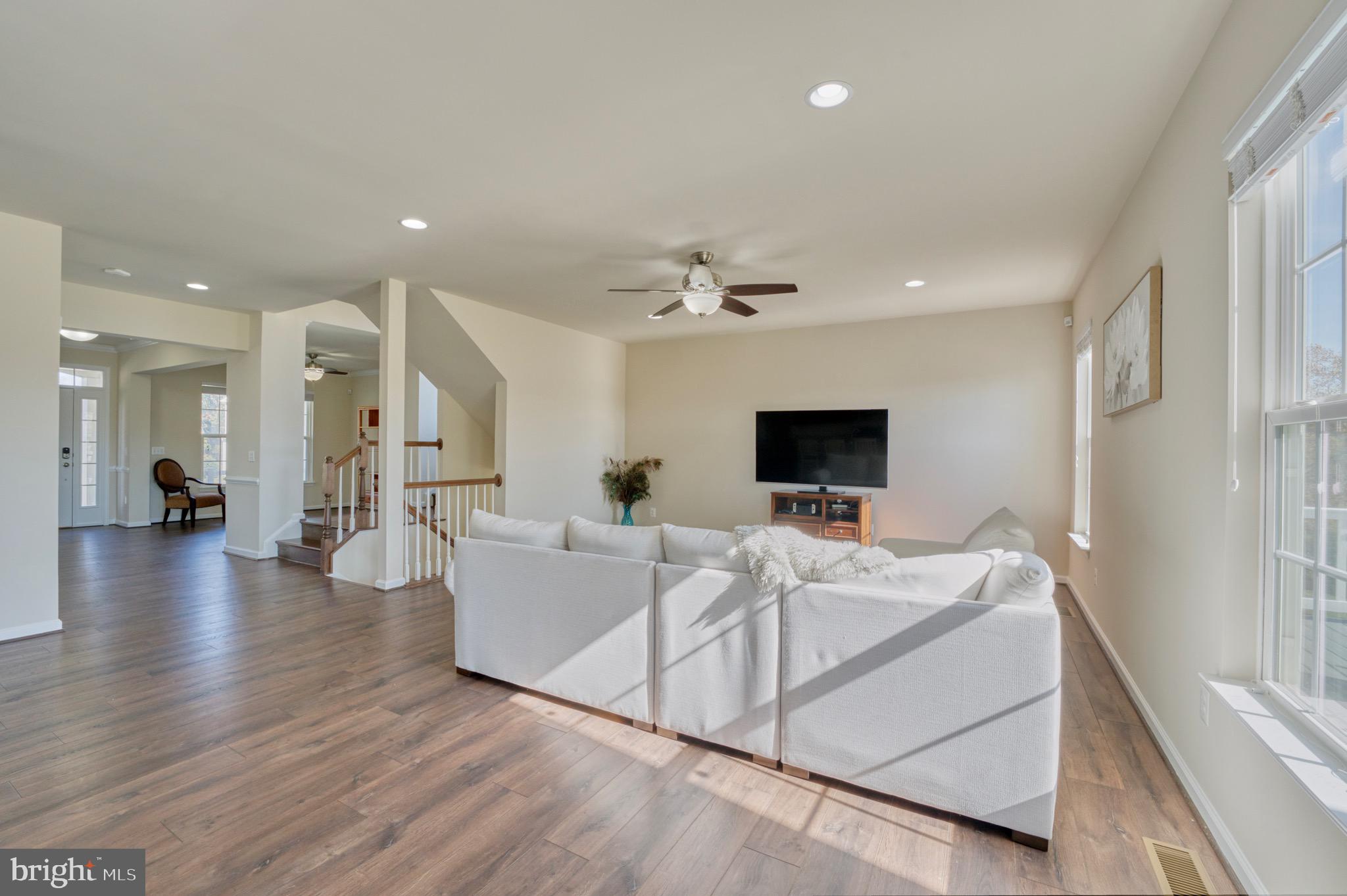 35825 Peninsula Ct