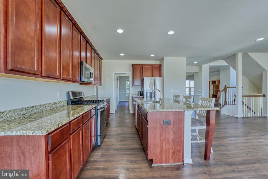 35825 Peninsula Ct