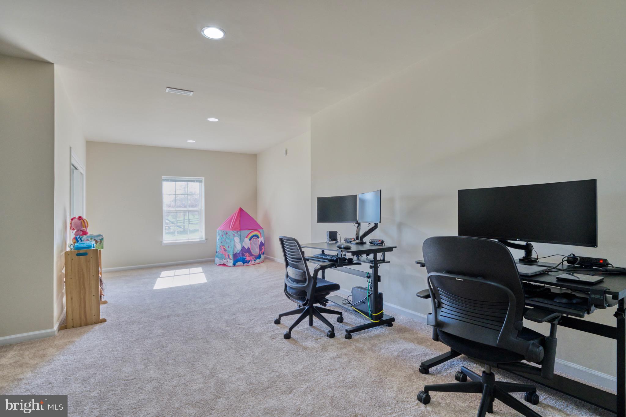 35825 Peninsula Ct