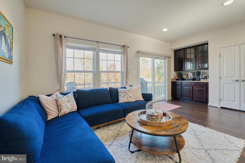 45960 IRON OAK TER