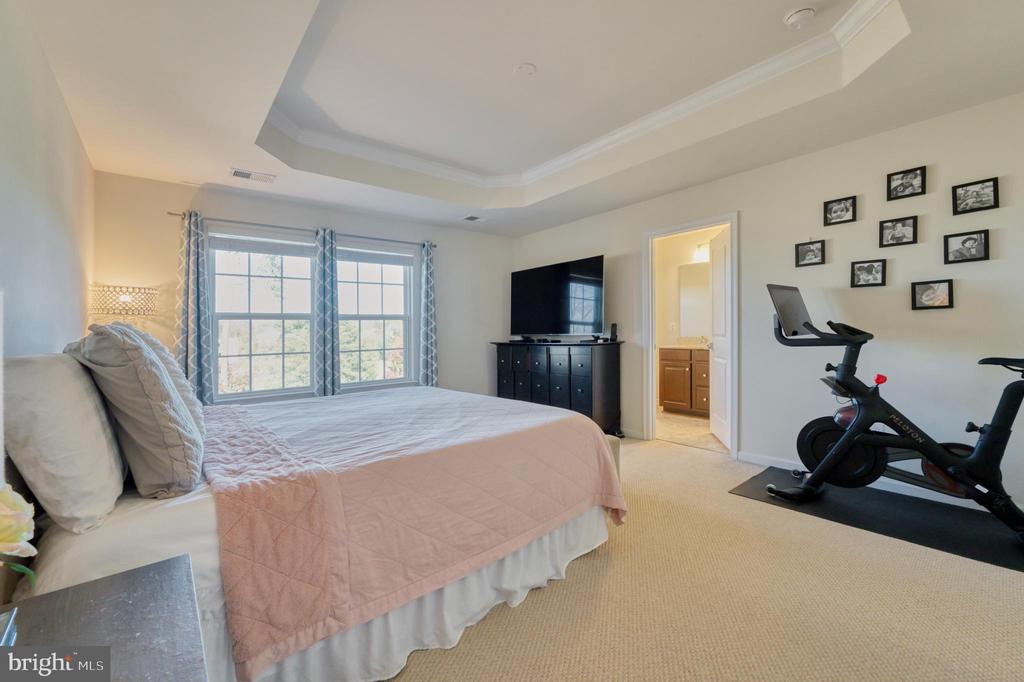 45960 IRON OAK TER
