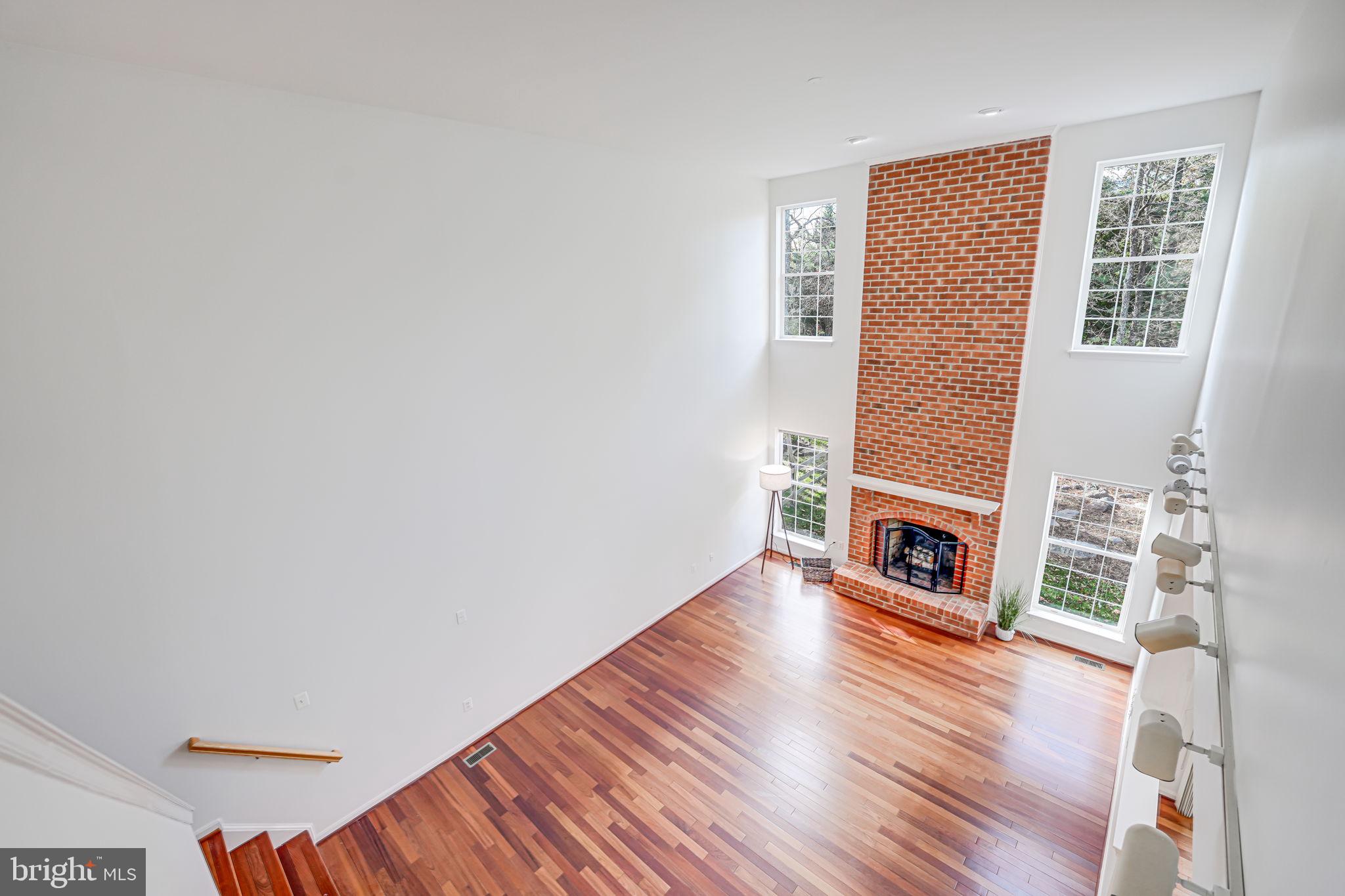 20935 Gardengate Cir