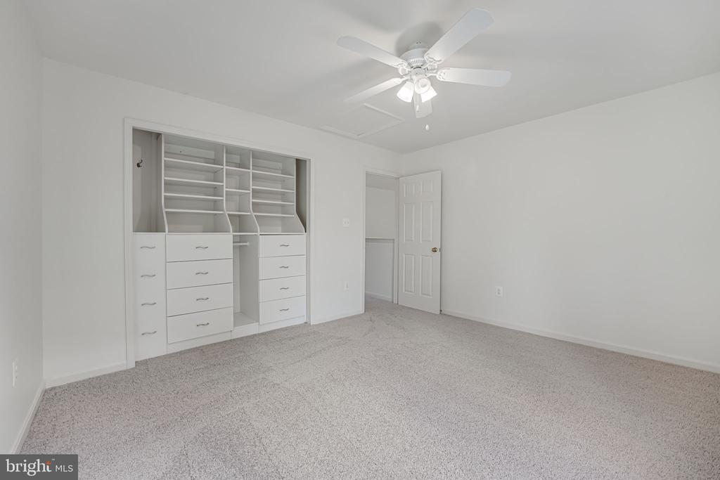 20935 Gardengate Cir