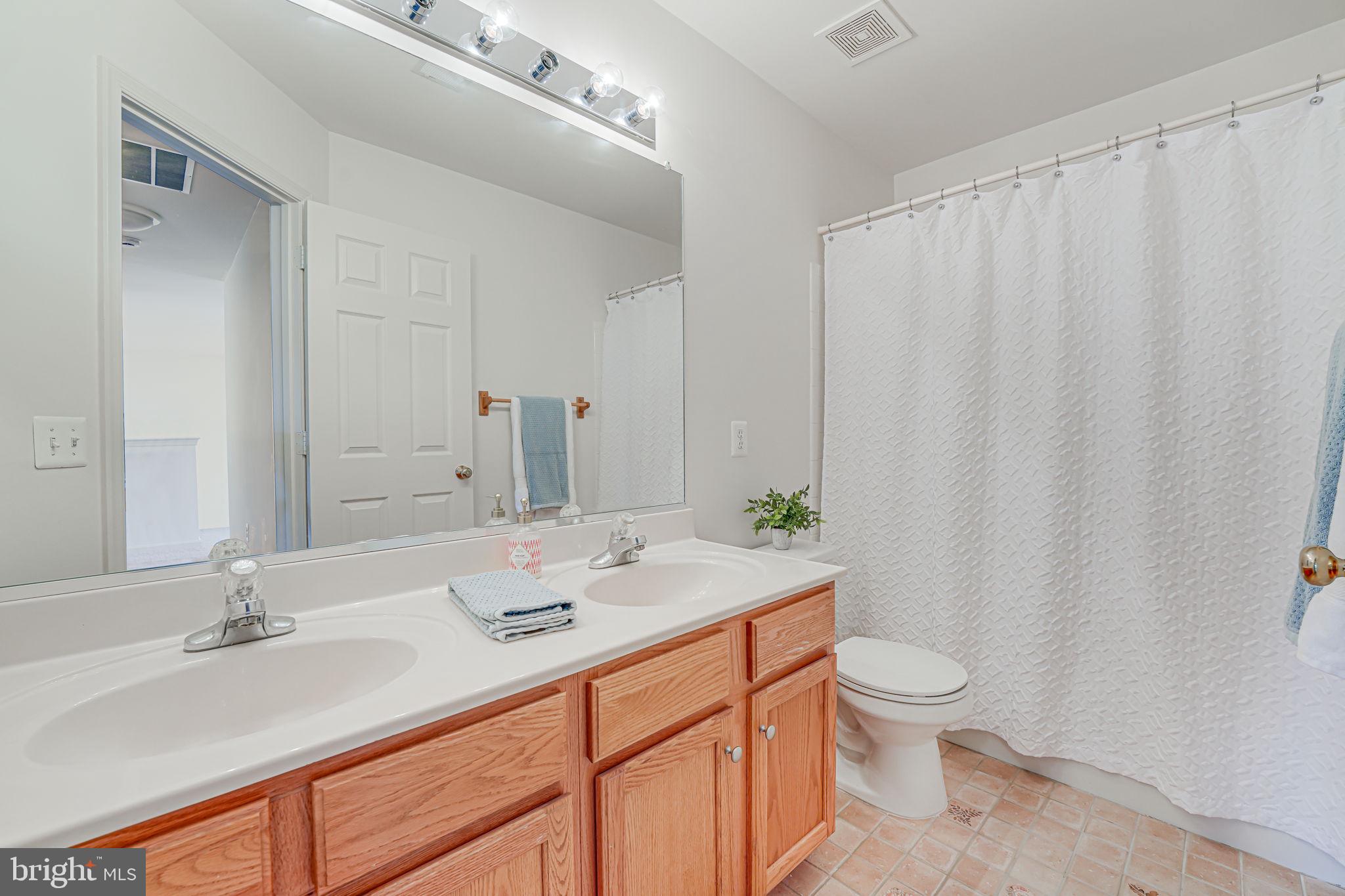 20935 Gardengate Cir
