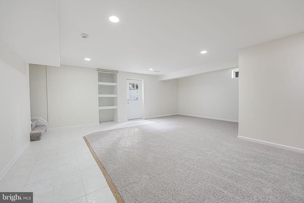 20935 Gardengate Cir