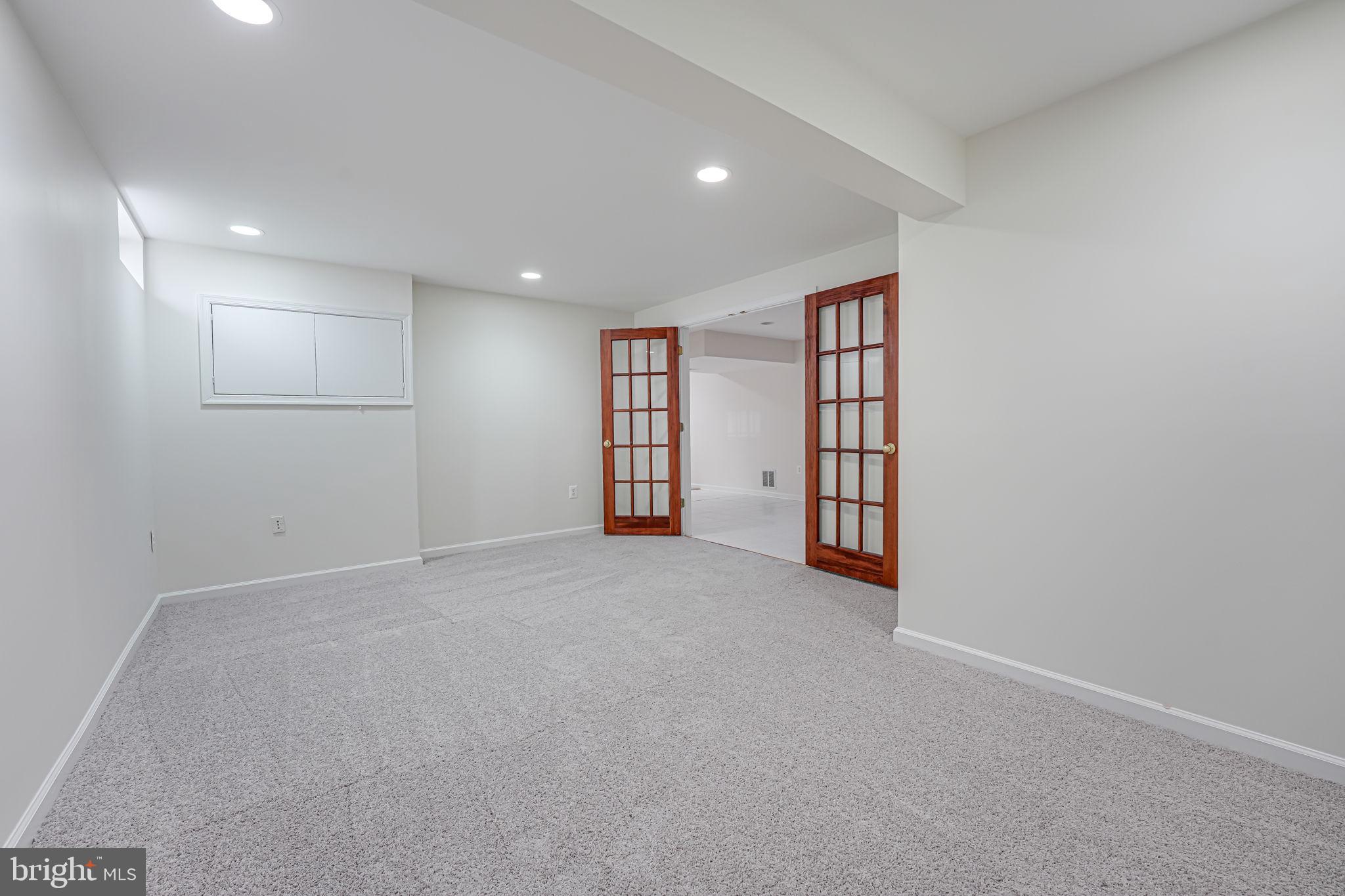 20935 Gardengate Cir