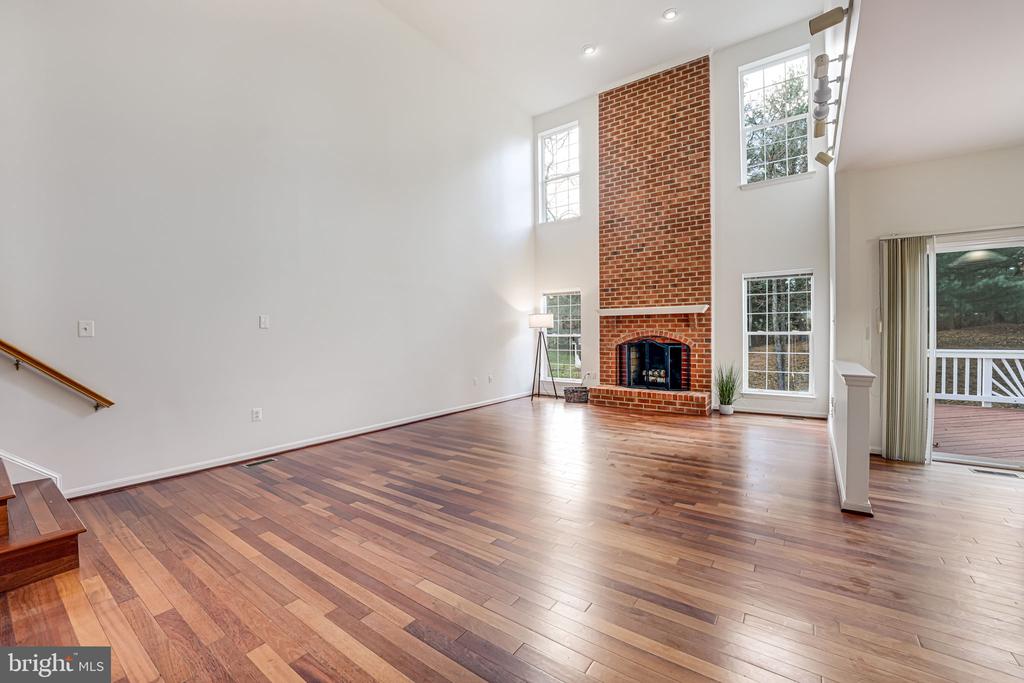 20935 Gardengate Cir