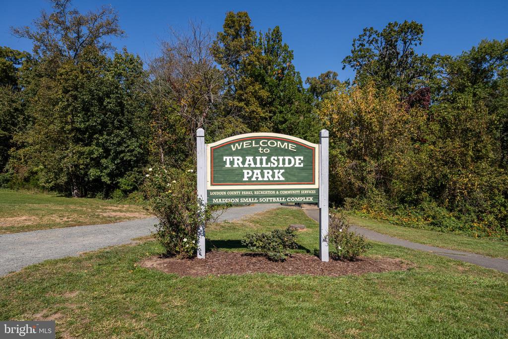 20935 Gardengate Cir
