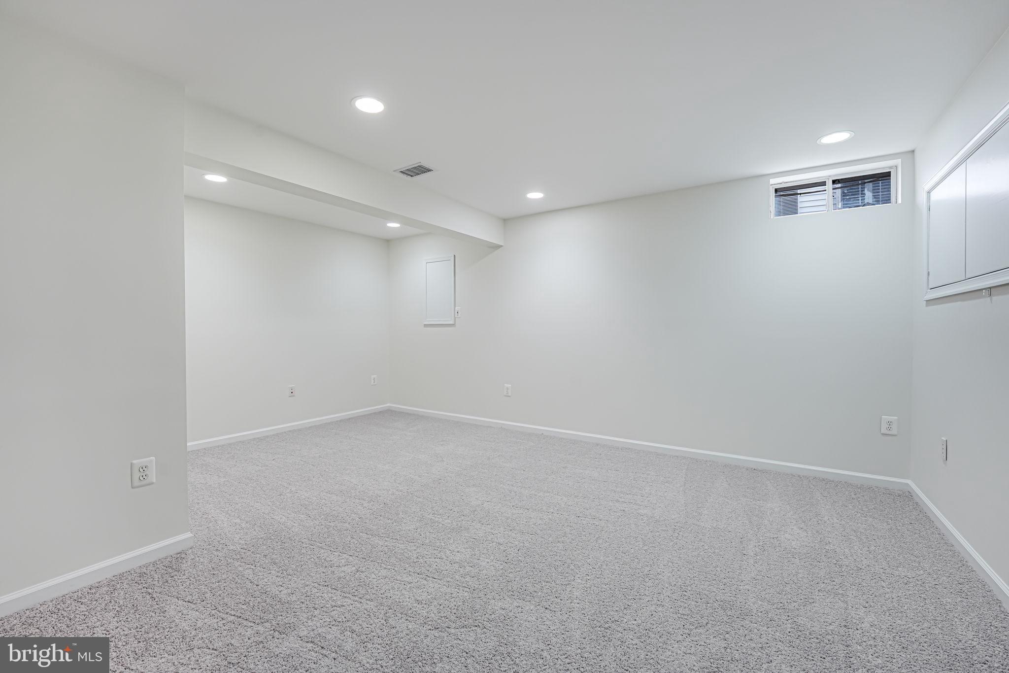 20935 Gardengate Cir