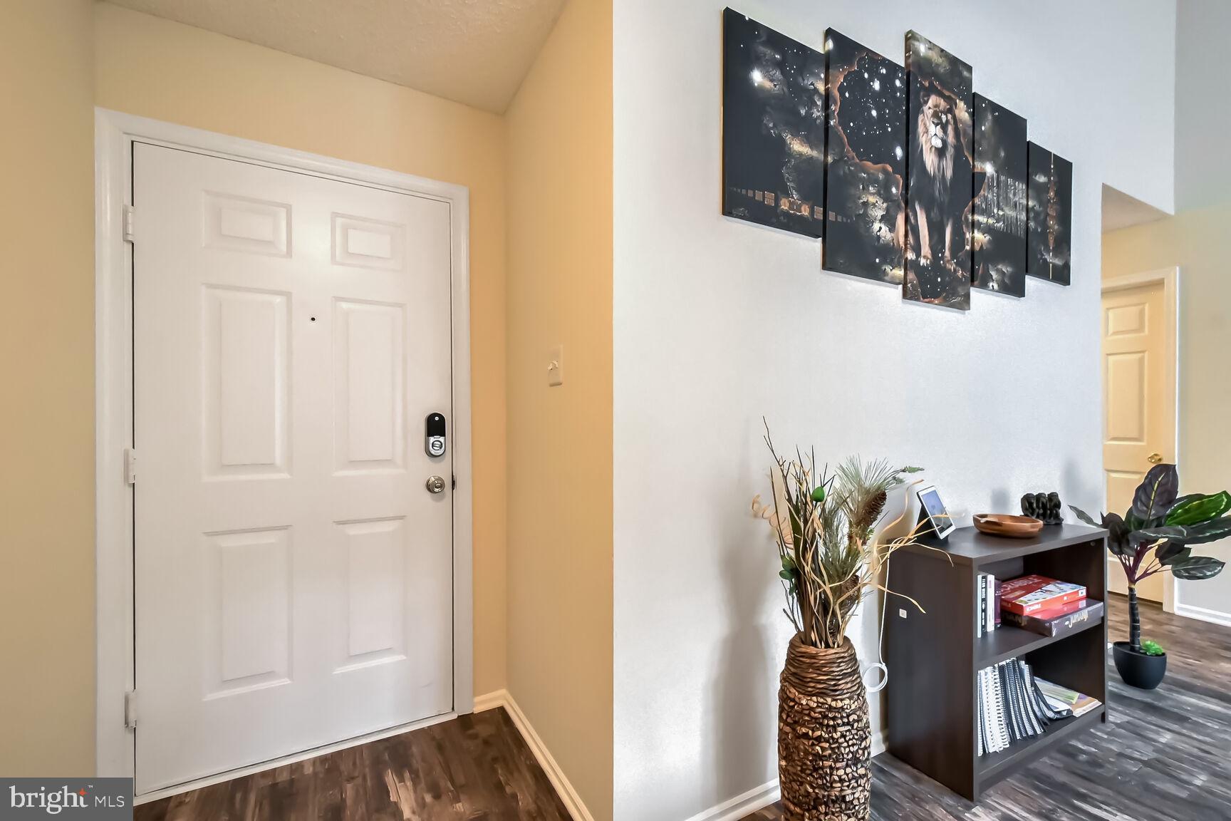 1107 NE HUNTMASTER TER NE #301