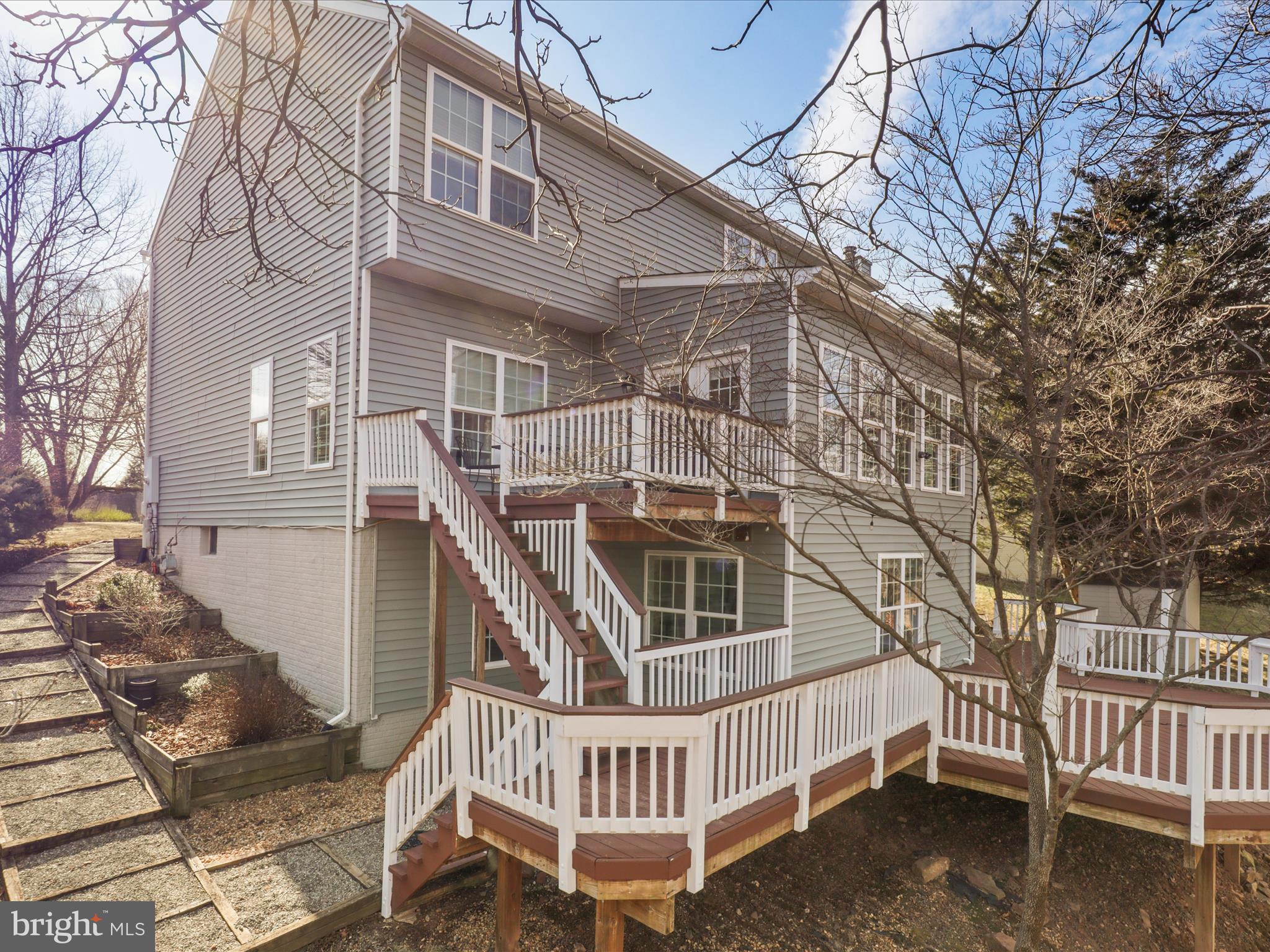 1408 GARRISON COURT NE