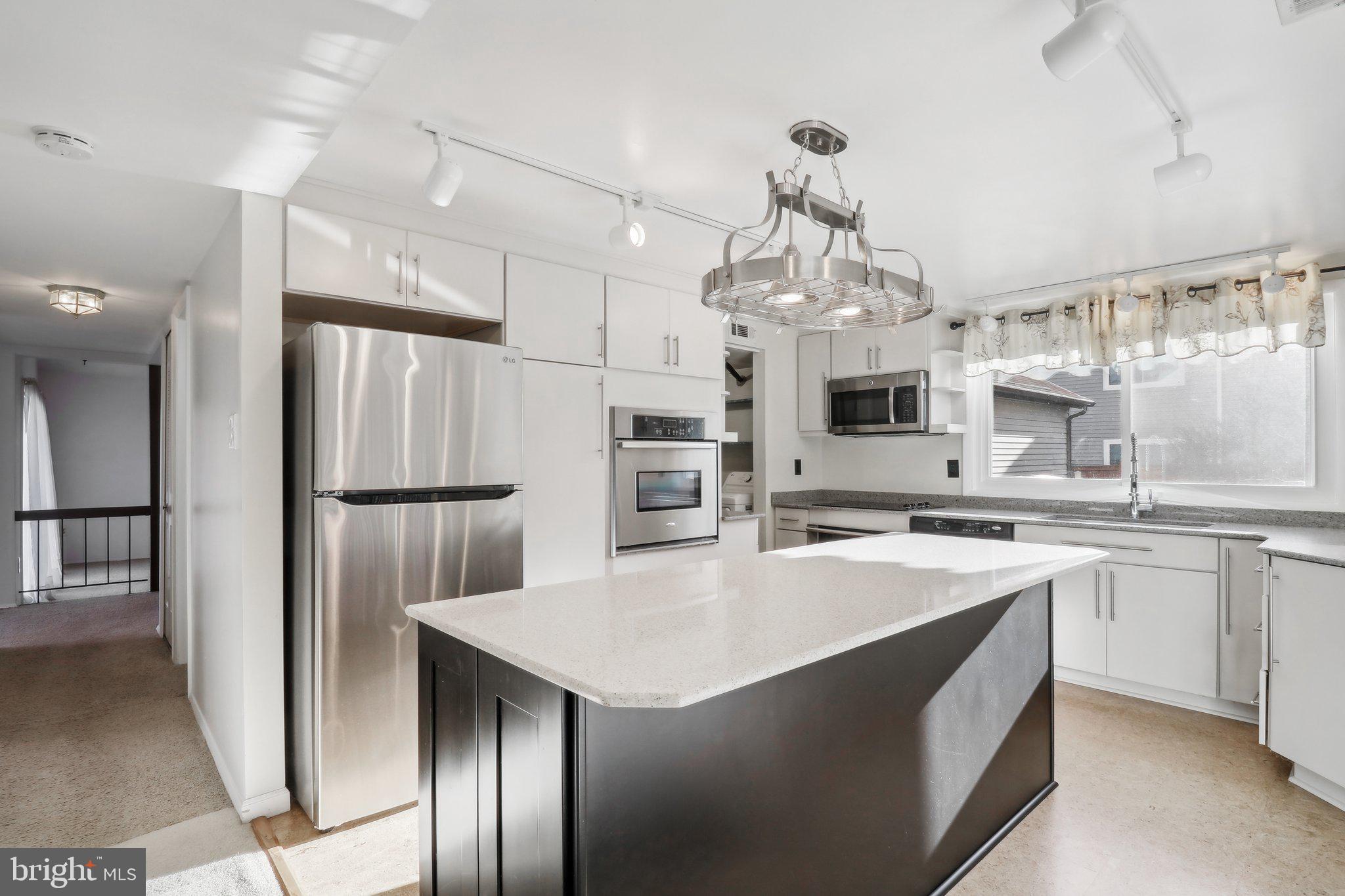 601 Sugarland Run Dr