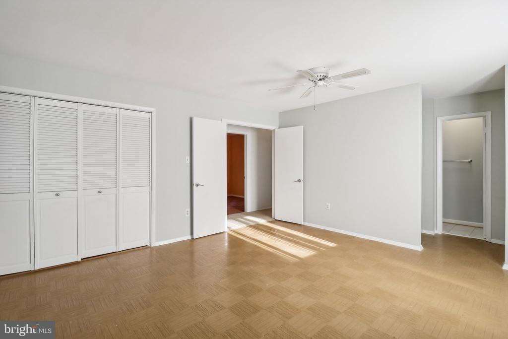 601 Sugarland Run Dr