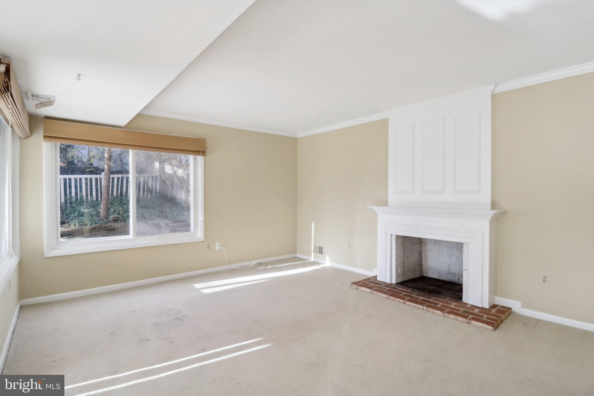 601 Sugarland Run Dr