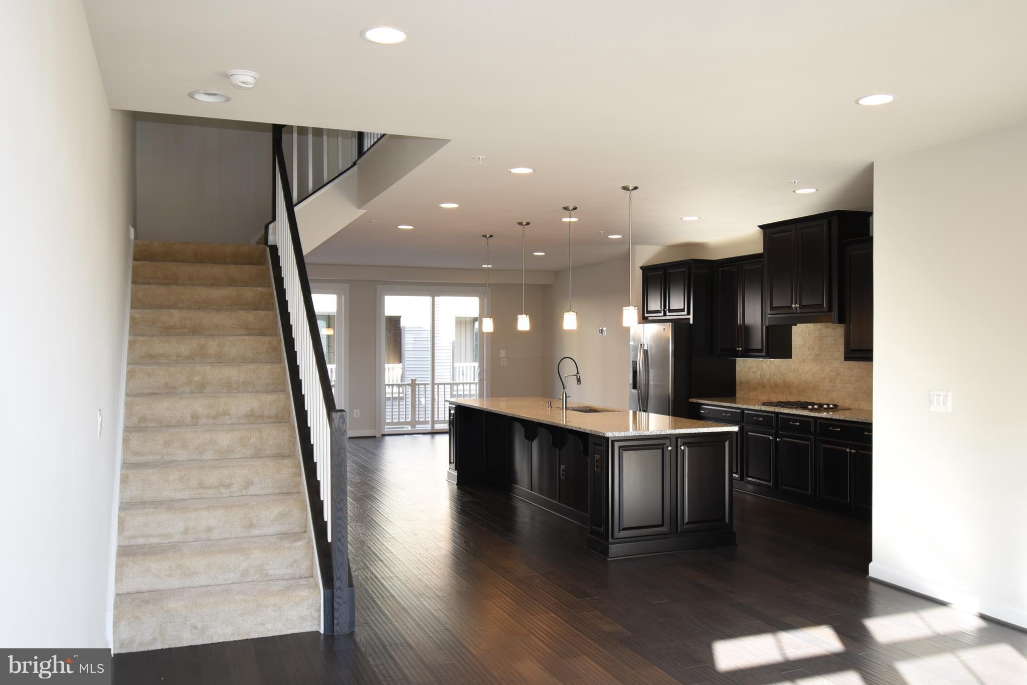 43390 WHITEHEAD TERRACE