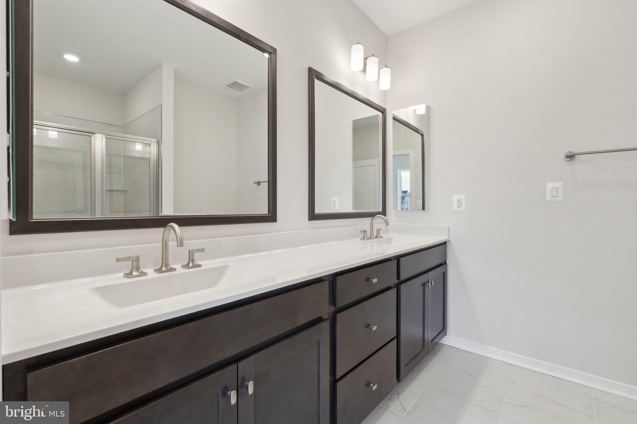 22798 TAWNY PINE