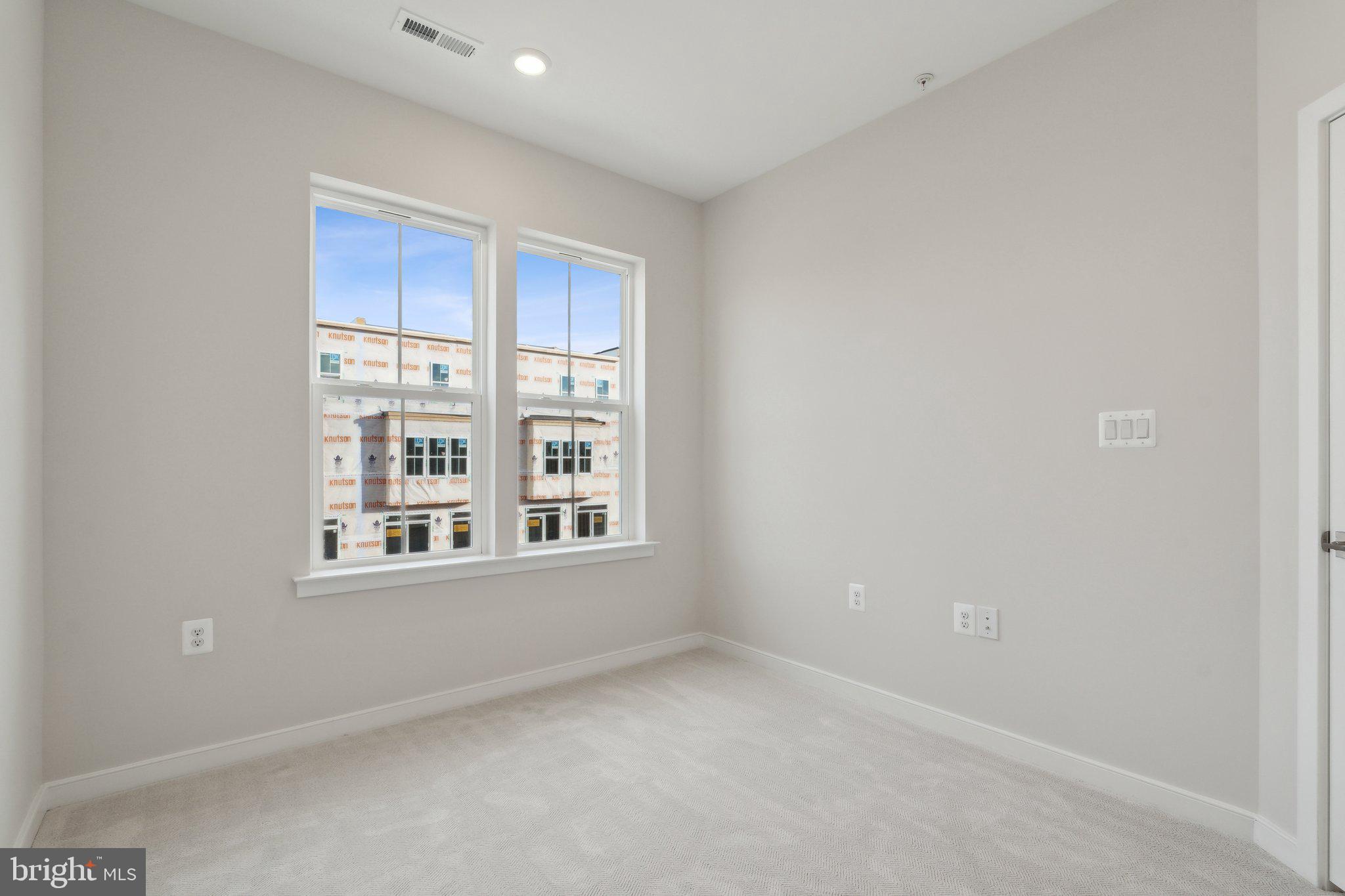 22798 TAWNY PINE