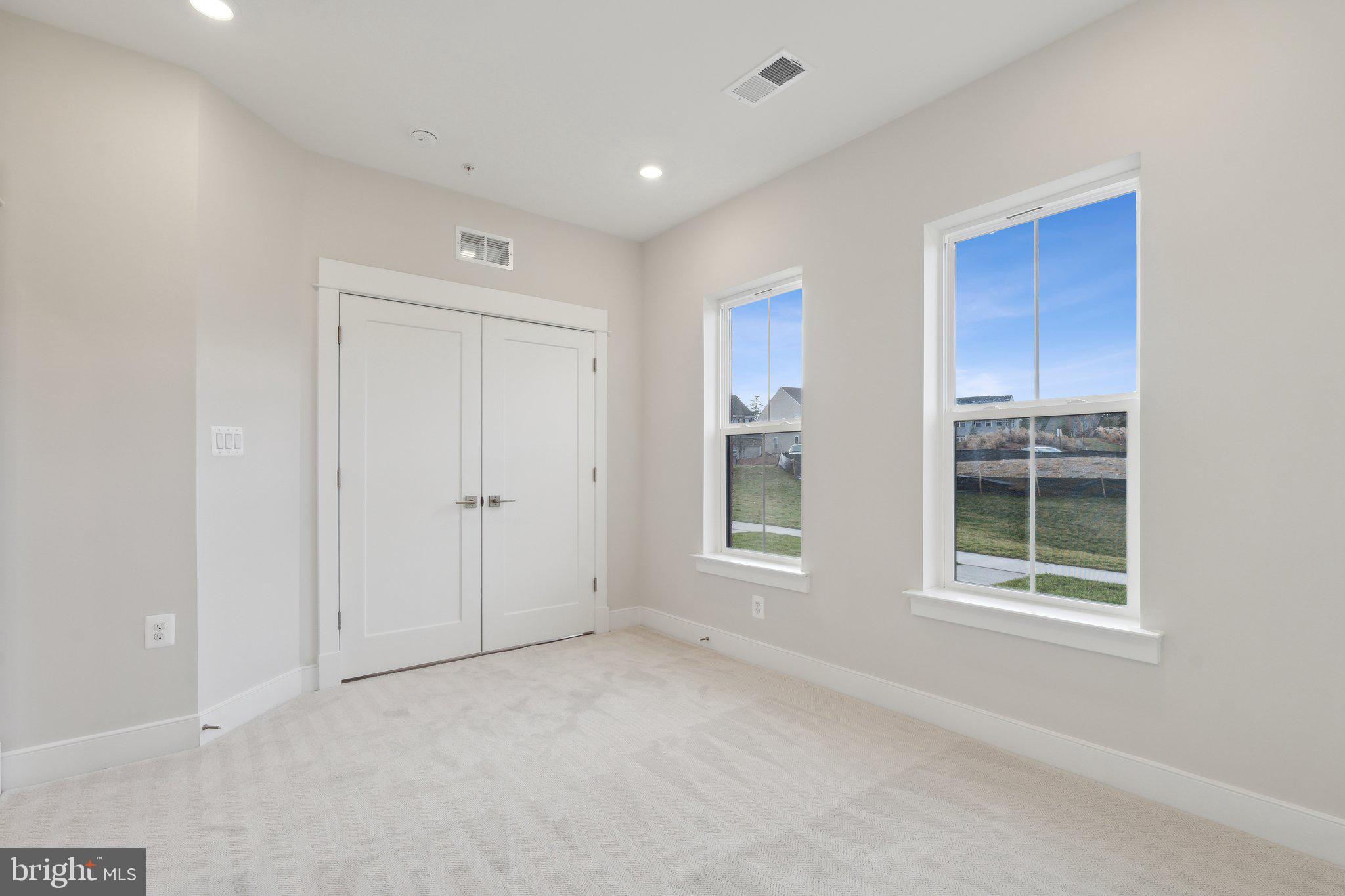 22798 TAWNY PINE