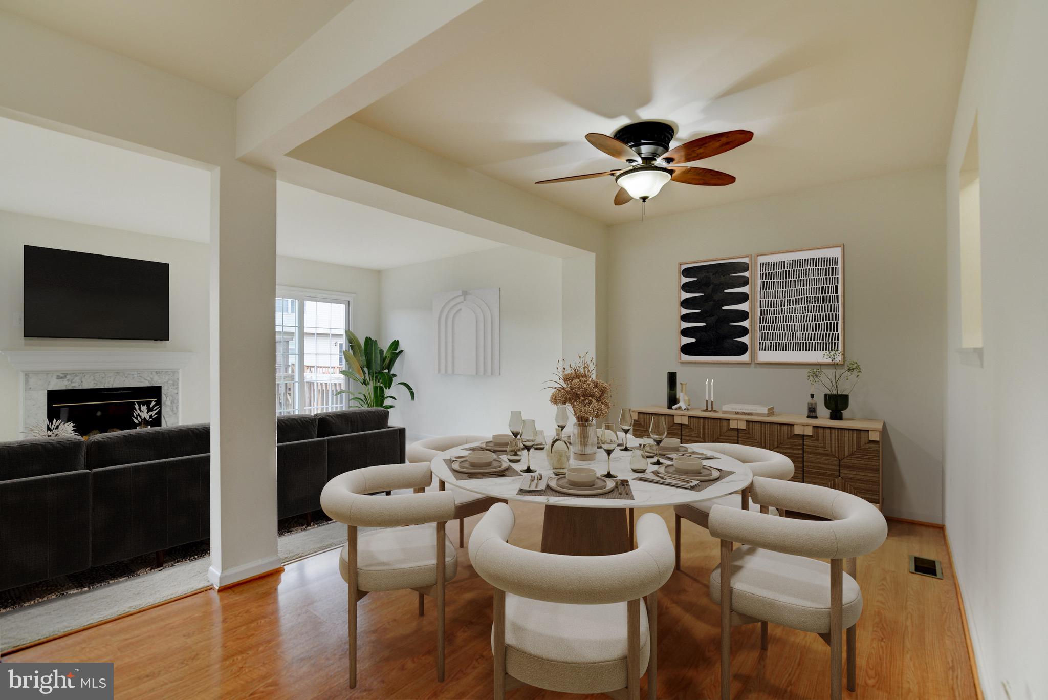 854 VANDERBILT TER SE
