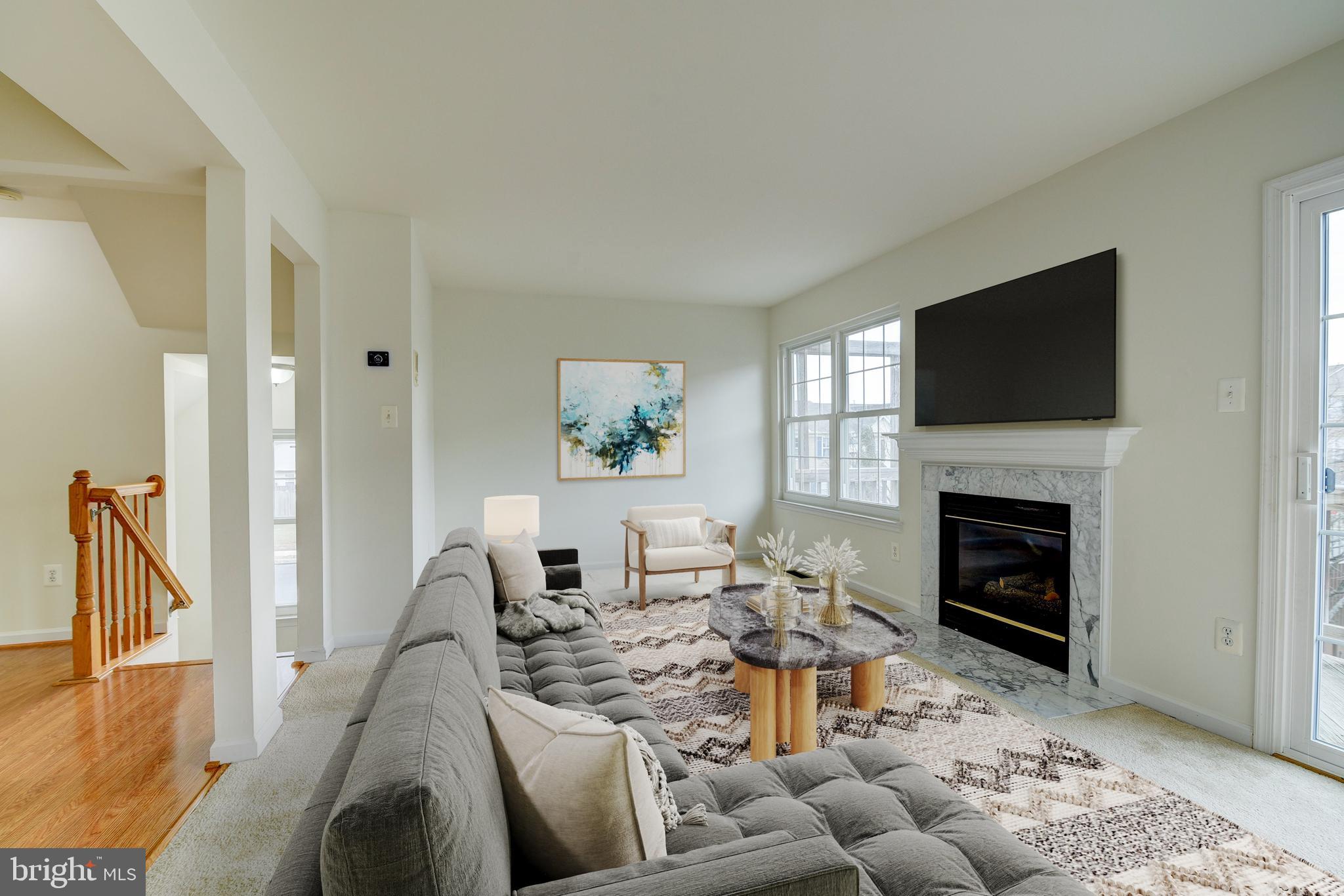 854 VANDERBILT TER SE