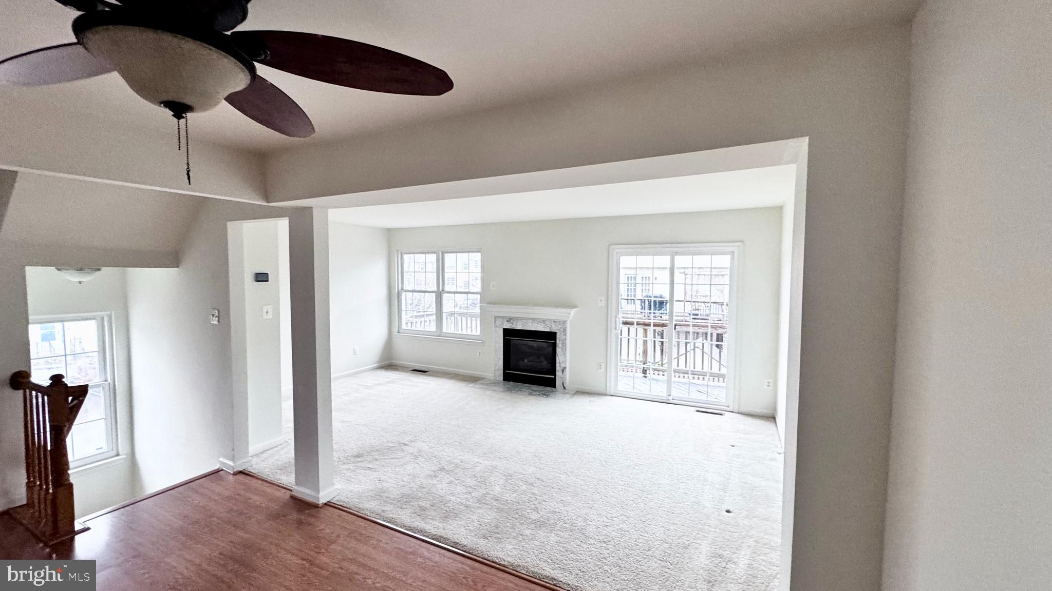 854 VANDERBILT TER SE