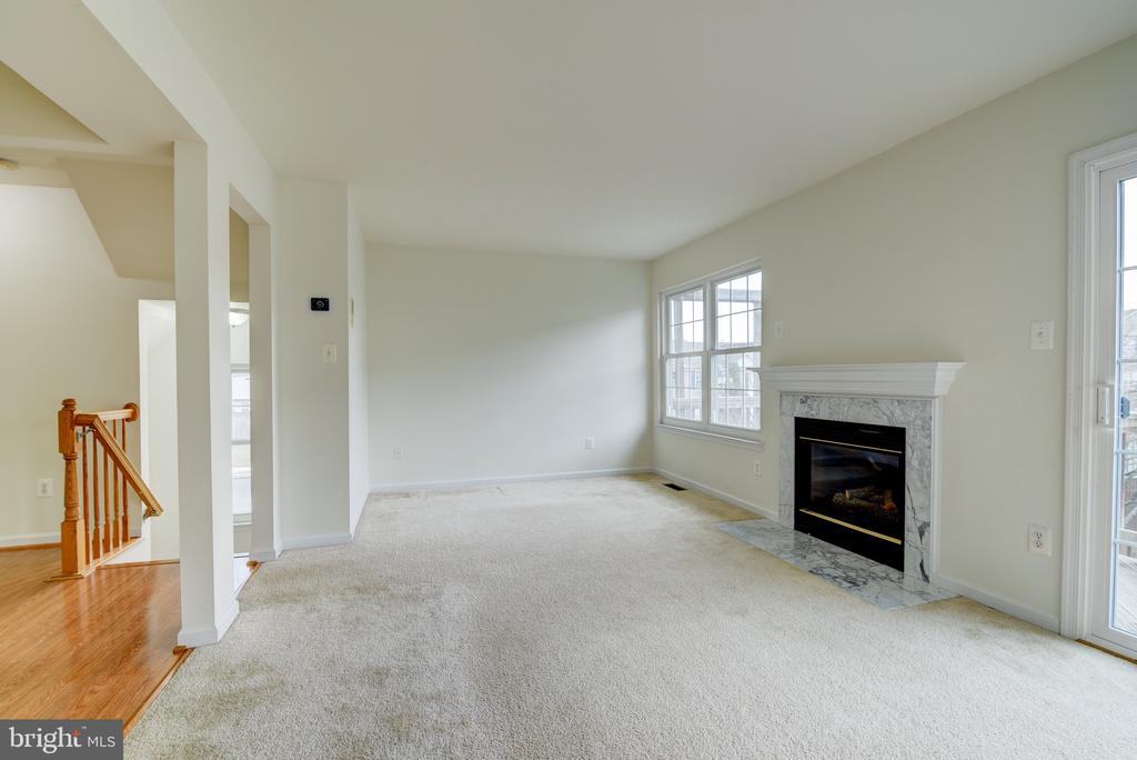 854 VANDERBILT TER SE